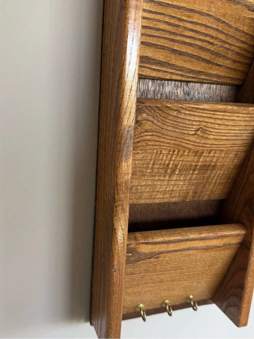 Vintage Wood Wall Mail Organizer 3-Tier Letter Holder Key Rack Rustic Farmhouse